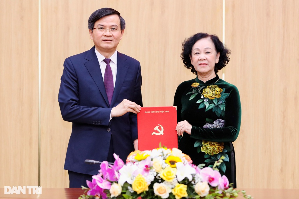 Tổng Biên tập Tạp chí Cộng sản làm Bí thư Tỉnh ủy Ninh Bình - 2 Tổng Biên tập Tạp chí Cộng sản làm Bí thư Tỉnh ủy Ninh Bình - 2