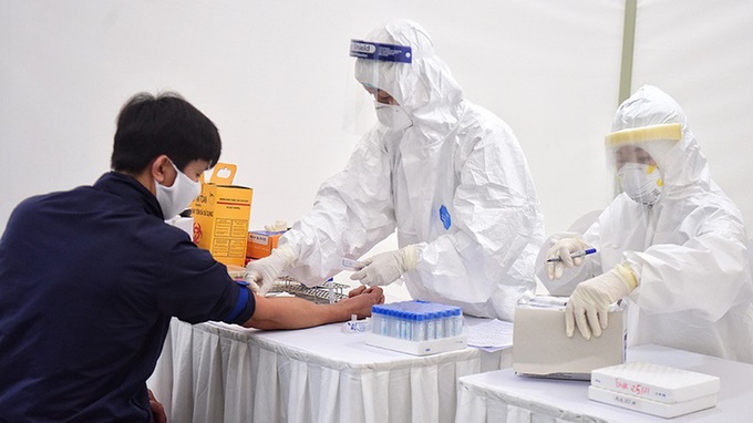 Du học sinh từ Nga về Việt Nam và 50 F1 đều âm tính với SARS-CoV-2 - Ảnh 1. Du học sinh từ Nga về Việt Nam và 50 F1 đều âm tính với SARS-CoV-2 - Ảnh 1.
