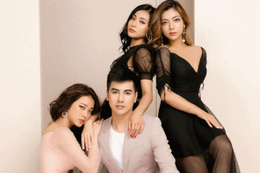 Nhan sắc “hot girl World Cup” và nữ phiên dịch cho võ sư Flores khiến các chàng “xin chết”