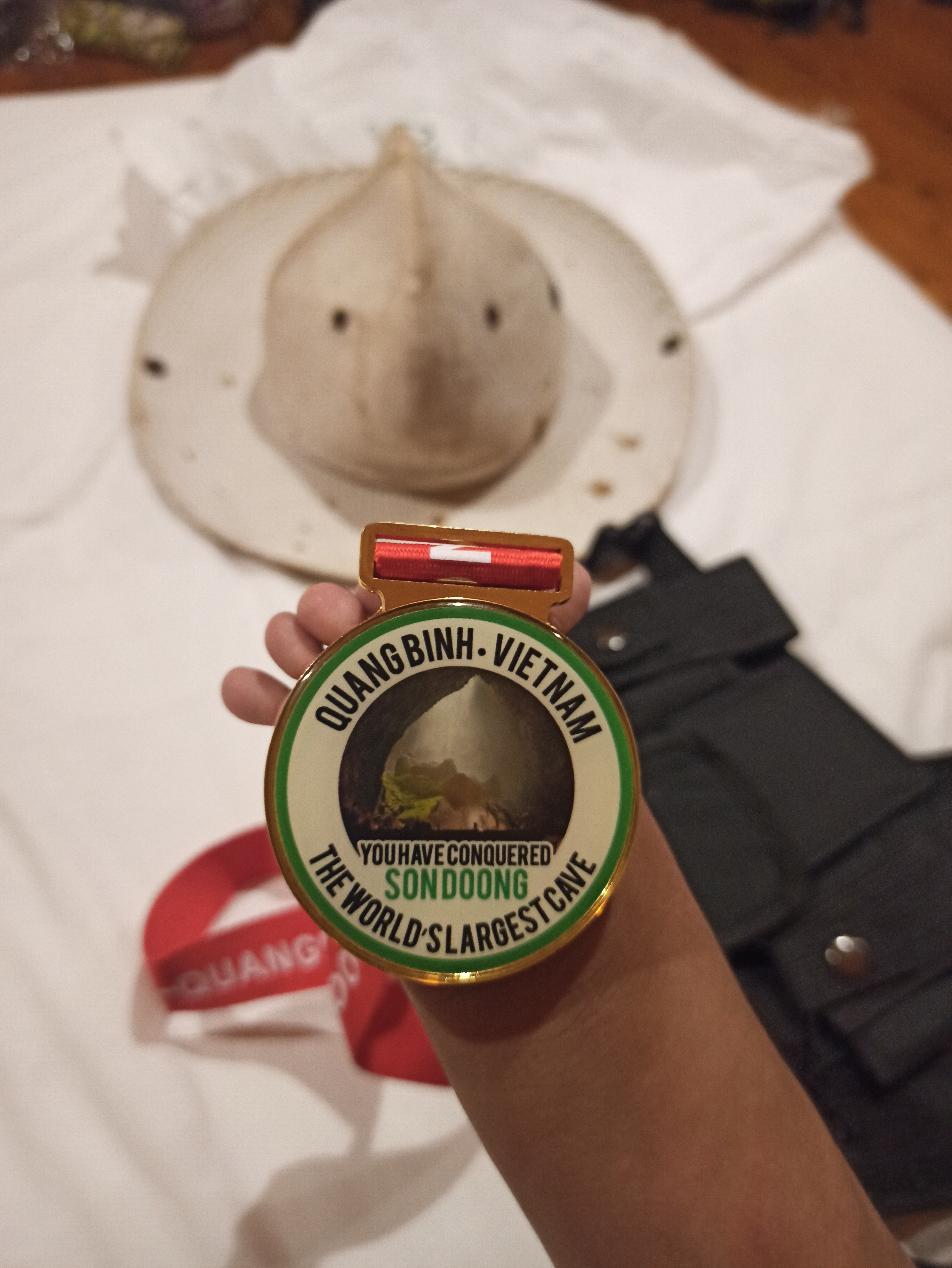 Hành trình chinh phục Sơn Đoòng của chàng trai khuyết một bàn tay - 11