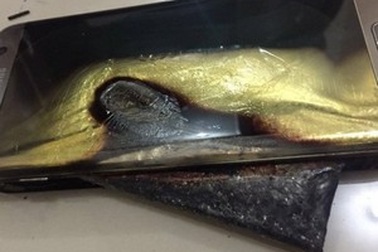 Sau Note7, đến lượt Galaxy S7 edge phát nổ trong lúc đang cắm sạc