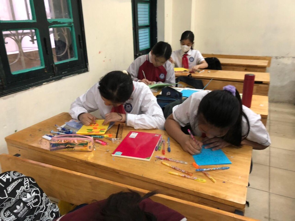 Hàng nghìn cánh hạc bay về vùng lũ miền Trung - 2 Hàng nghìn cánh hạc bay về vùng lũ miền Trung - 2