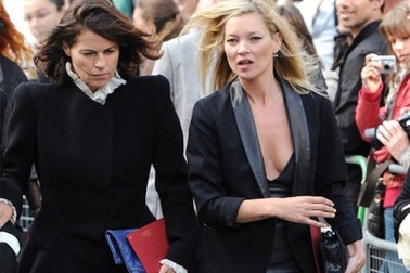 Nhiều “sao” dự buổi lễ tưởng niệm Alexander McQueen