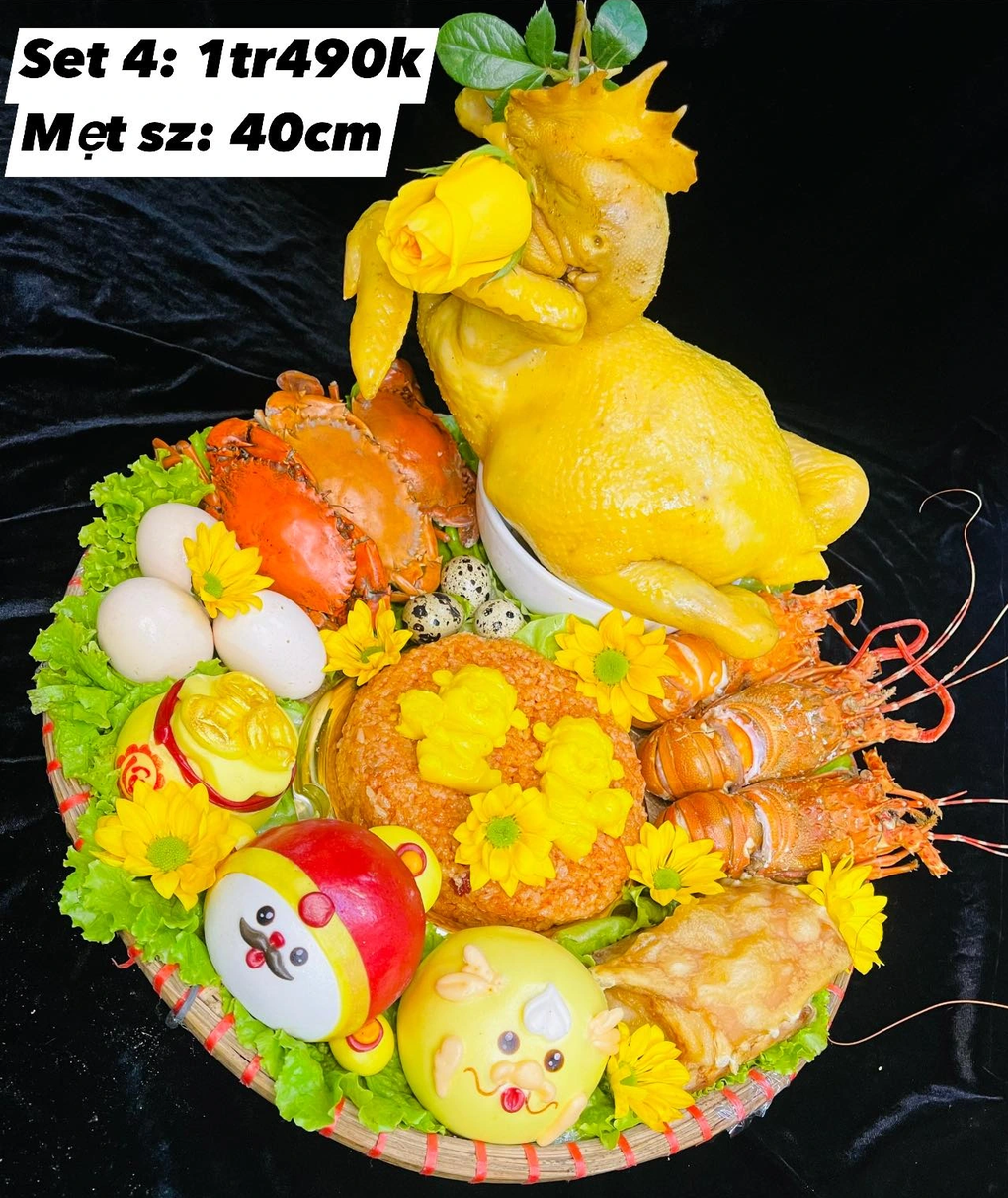 Mâm cúng Thần Tài tiền triệu ngập tôm, cua khủng, nhà giàu mạnh tay mua lễ - 2 Mâm cúng Thần Tài tiền triệu ngập tôm, cua khủng, nhà giàu mạnh tay mua lễ - 2