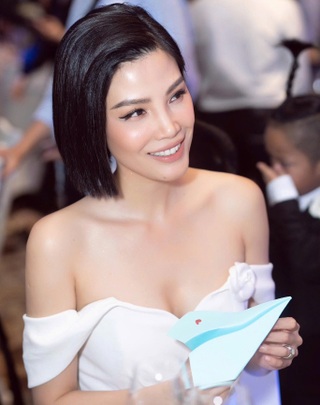 Siêu mẫu đầu tiên của Việt Nam rời showbiz 30 năm, giờ ra sao? - 2 Siêu mẫu đầu tiên của Việt Nam rời showbiz 30 năm, giờ ra sao? - 2