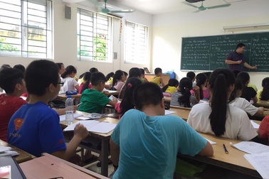 Thêm cẩm nang giúp học sinh luyện thi vào THPT Chuyên ngoại ngữ