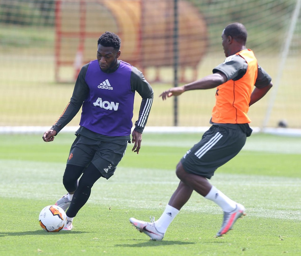 Man Utd luyện công chuẩn bị trở lại Europa League - 15 Man Utd luyện công chuẩn bị trở lại Europa League - 15