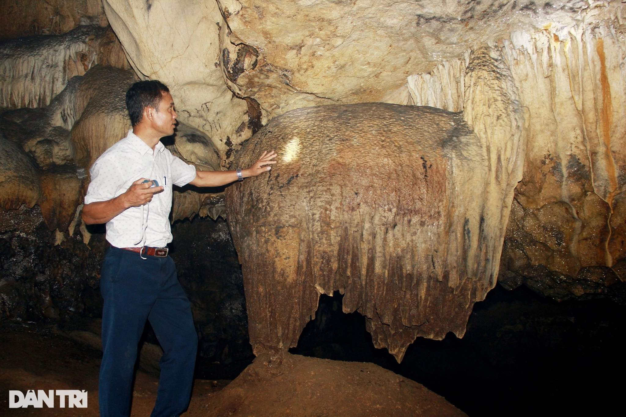 Khám phá hang động mới được phát hiện ở Thanh Hóa - 4