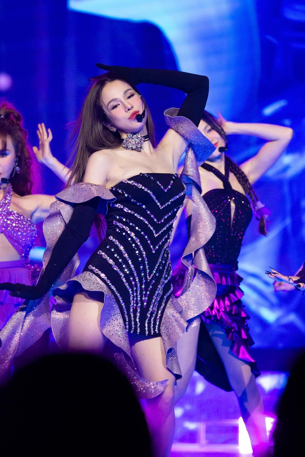 Diệp Lâm Anh sau đổ vỡ: Nhan sắc thăng hạng, làm bạn với chồng cũ - 8