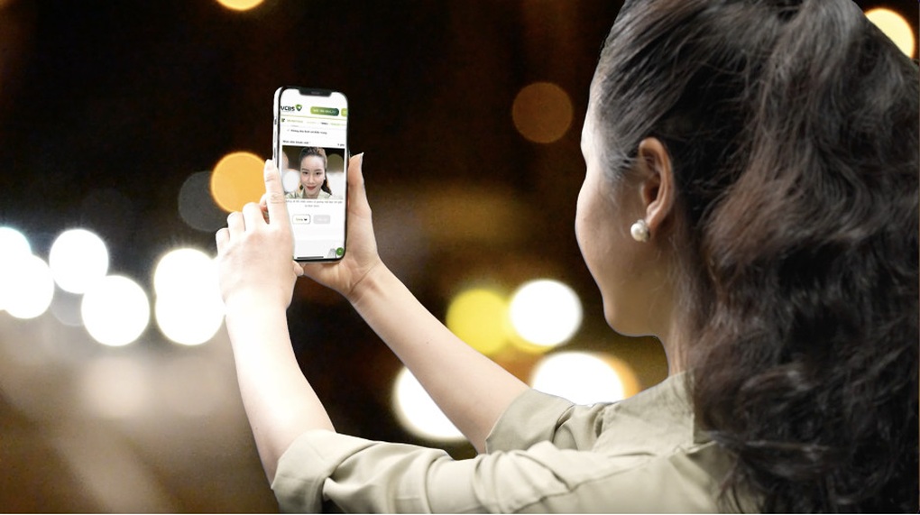 VCBS Mobile miễn phí giao dịch cho khách hàng mở tài khoản qua eKYC - 1 VCBS Mobile miễn phí giao dịch cho khách hàng mở tài khoản qua eKYC - 1