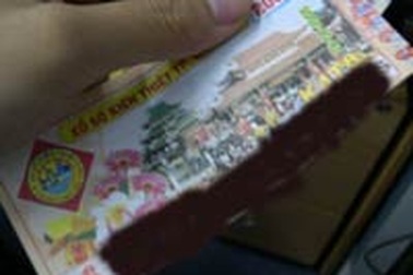 Bắt một sinh viên làm vé số giả 