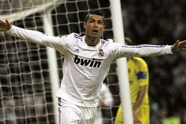 C. Ronaldo thiết lập kỷ lục bàn thắng ở Real Madrid