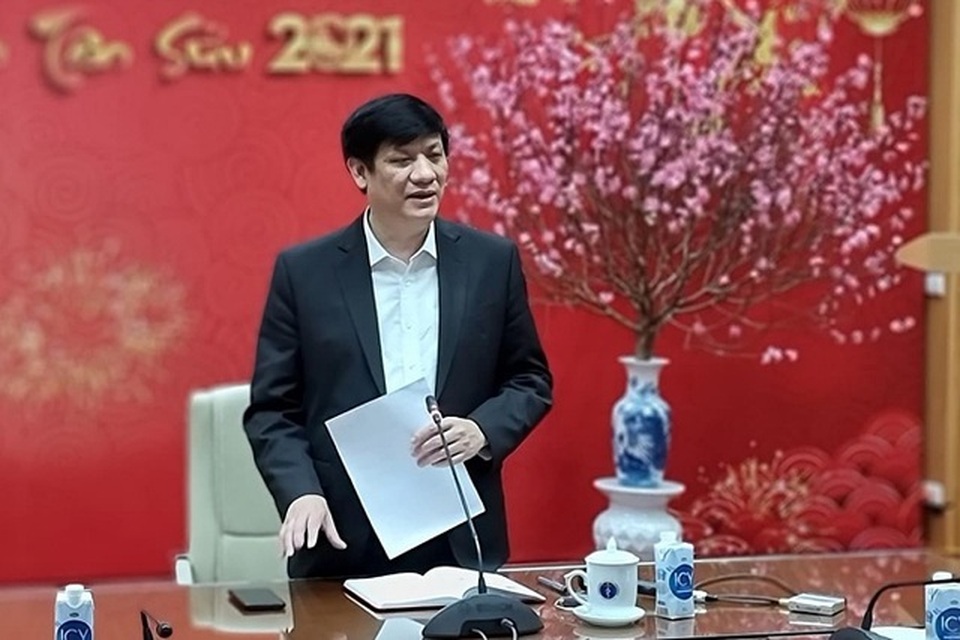 Bộ trưởng Y tế: Nhiều y, bác sĩ đang lặng lẽ, âm thầm không ngại gian khổ - 1 Bộ trưởng Y tế: Nhiều y, bác sĩ đang lặng lẽ, âm thầm không ngại gian khổ - 1