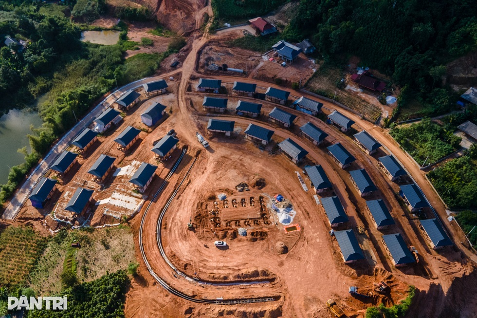 Ý Đảng hợp lòng dân: Tái định cư sau Yagi và “những ngôi làng của niềm tin”  - 9 Ý Đảng hợp lòng dân: Tái định cư sau Yagi và “những ngôi làng của niềm tin”  - 9