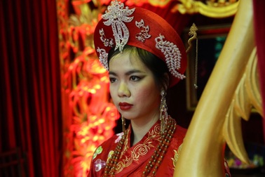 Vở diễn hầu đồng Tứ Phủ “hút khách” tại Anh