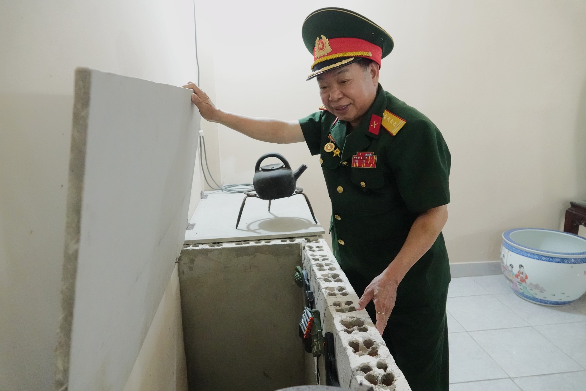 Hành trình thực hiện lời hứa linh thiêng của cựu chiến binh Bé Đi - 15 Hành trình thực hiện lời hứa linh thiêng của cựu chiến binh Bé Đi - 15