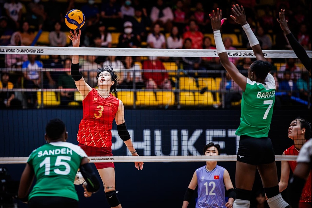 Đội tuyển bóng chuyền nữ Việt Nam thua Kenya, chia tay giải thế giới - 1 Đội tuyển bóng chuyền nữ Việt Nam thua Kenya, chia tay giải thế giới - 1