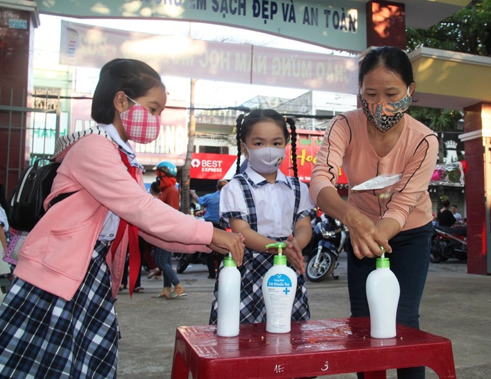 Bình Định dừng cách ly với người đến từ Đà Nẵng - 2 Bình Định dừng cách ly với người đến từ Đà Nẵng - 2