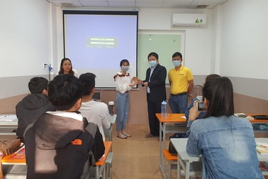 65 trường đại học vẫn cho sinh viên học bình thường trong dịch virus corona