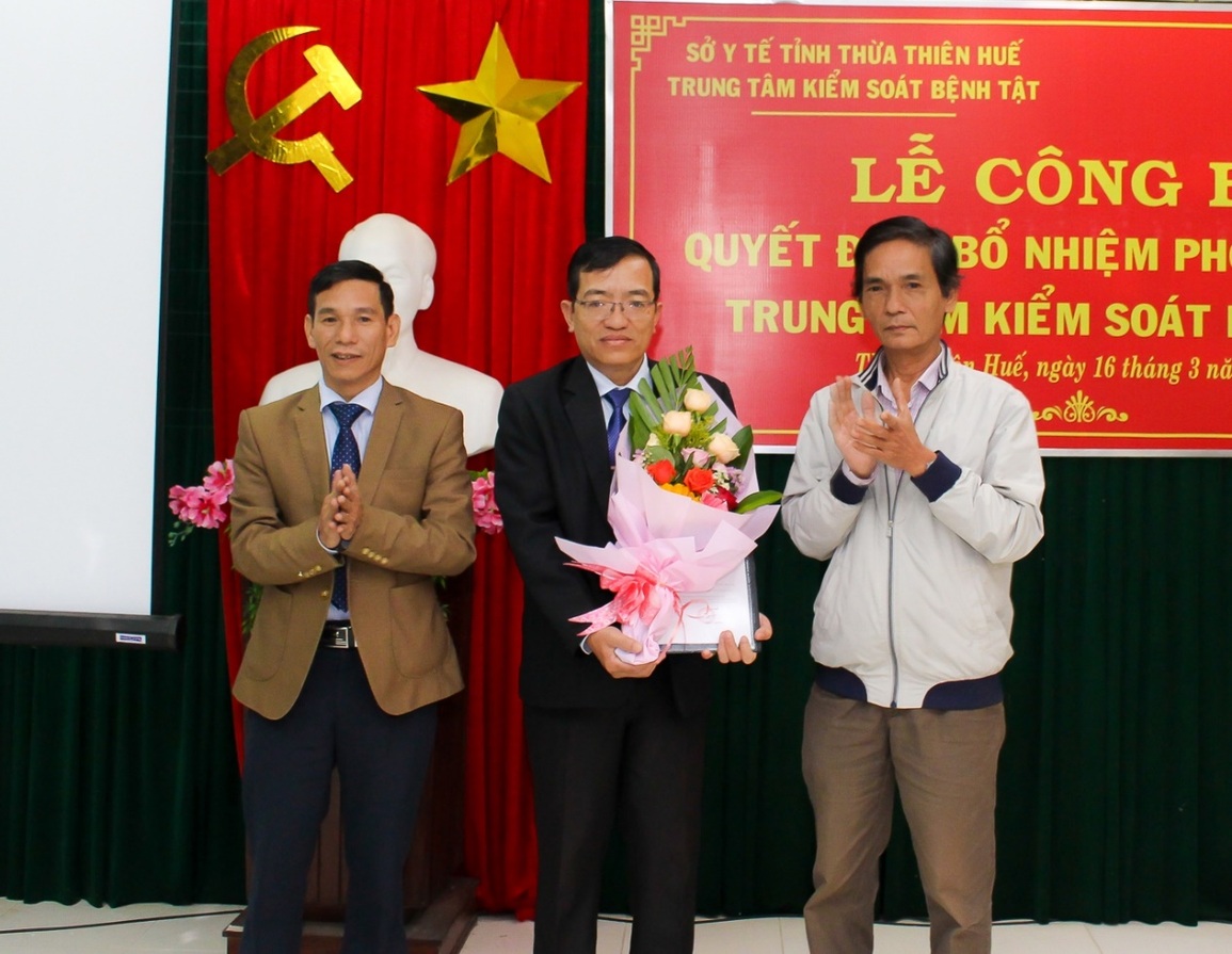 Cử người phụ trách thay Giám đốc CDC Thừa Thiên Huế vừa bị bắt tạm giam - 1 Cử người phụ trách thay Giám đốc CDC Thừa Thiên Huế vừa bị bắt tạm giam - 1