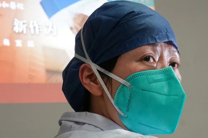 Cập nhật virus corona: Thêm 45 người chết nâng tổng số lên 304 người, 14.380 người mắc bệnh, các quốc gia lần lượt đóng cửa đi lại với Trung Quốc - Ảnh 5. Cập nhật virus corona: Thêm 45 người chết nâng tổng số lên 304 người, 14.380 người mắc bệnh, các quốc gia lần lượt đóng cửa đi lại với Trung Quốc - Ảnh 5.