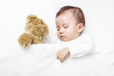 Sai lầm lớn của nhiều mẹ khi chăm sóc da cho bé