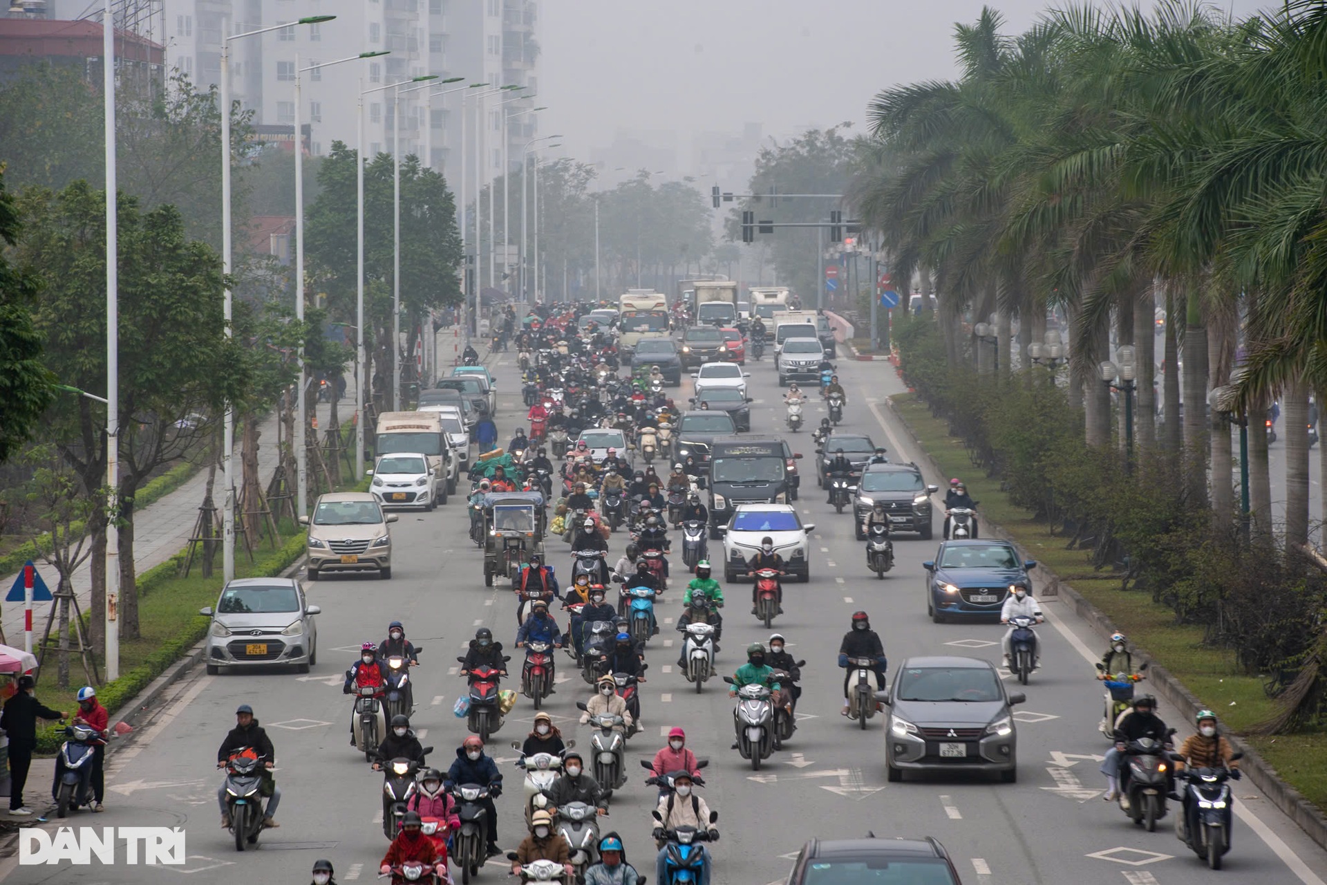 Giao thông khác biệt sau 1 tuần đóng ngã tư, ngắt đèn đỏ ở đường 8 làn xe - 1 Giao thông khác biệt sau 1 tuần đóng ngã tư, ngắt đèn đỏ ở đường 8 làn xe - 1