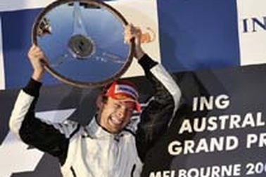 Brawn GP làm nên lịch sử, Ferrari “khóc” thảm