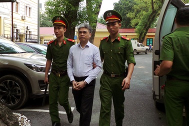 Trong vụ án Hà Văn Thắm: Nguyễn Xuân Sơn có tự cứu mình?