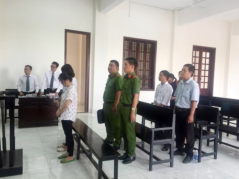 Ly kỳ vụ án nhân viên bán dâm, chủ khách sạn vô can - 1 Ly kỳ vụ án nhân viên bán dâm, chủ khách sạn vô can - 1