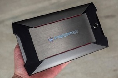 Acer ra mắt máy tính bảng chơi game với thiết kế hầm hố