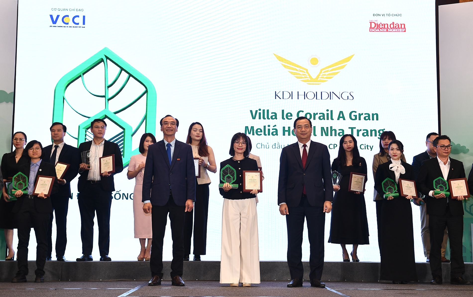 KDI Holdings fick två utmärkelser på Livable Project 2024 - 5 KDI Holdings nhận 2 giải thưởng tại Dự án đáng sống 2024 - 5