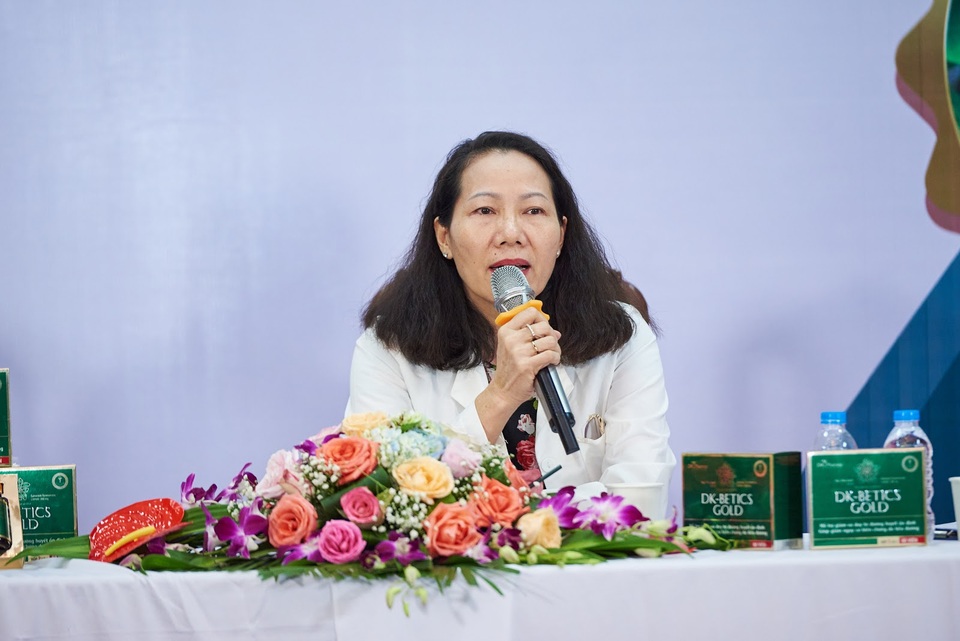 Biến chứng tiểu đường và đột phá 100% dây thìa canh lá to - 1 Biến chứng tiểu đường và đột phá 100% dây thìa canh lá to - 1