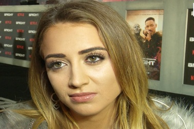 Georgia Harrison xinh đẹp trả lời phỏng vấn