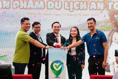 Doanh nghiệp du lịch "điêu đứng", cần sự cảm thông của khách mua tour