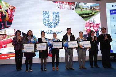 Quỹ Unilever Việt Nam hỗ trợ hơn 5,1 tỷ đồng giúp nâng cao đời sống cộng đồng