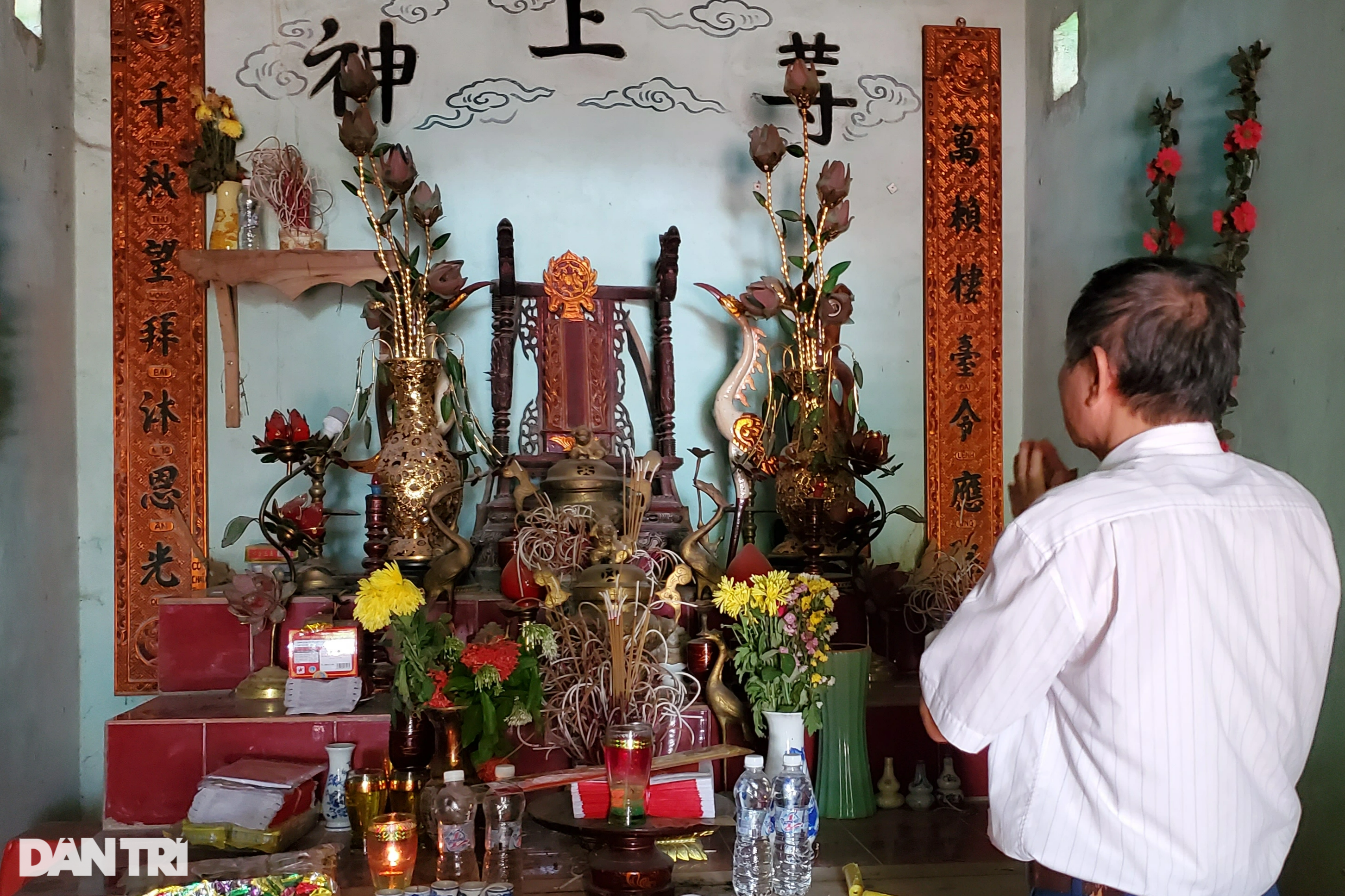 Ly kỳ chuyện hào thành ở kinh đô thời loạn - 6 Ly kỳ chuyện hào thành ở kinh đô thời loạn - 6