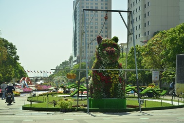 Ngắm Đường hoa Nguyễn Huệ 2018 trước giờ khai mạc