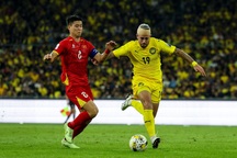 Đội tuyển Việt Nam thua 0-4 trên sân Malaysia