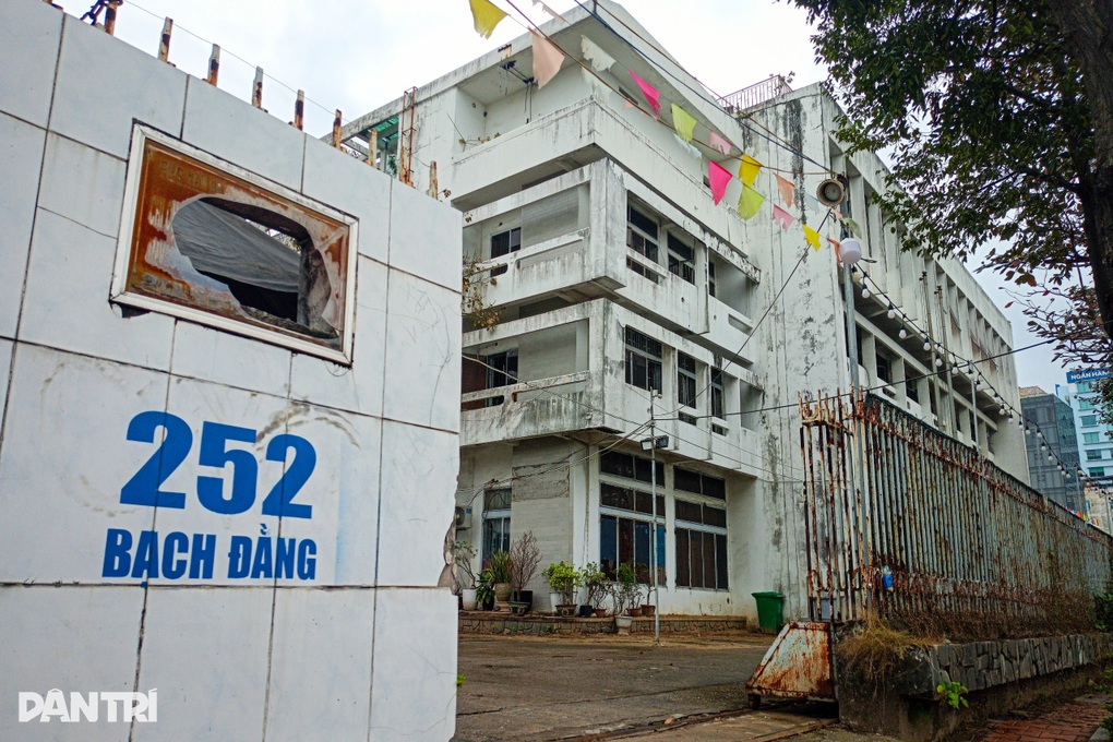 Khu đất vàng nhìn ra sông Hàn được đấu giá khởi điểm gần 900 tỷ đồng - 2 Khu đất vàng nhìn ra sông Hàn được đấu giá khởi điểm gần 900 tỷ đồng - 2