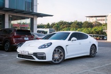 Chi gần 300 triệu đồng "biến" Porsche Panamera 2013 giống bản Turbo S 2023