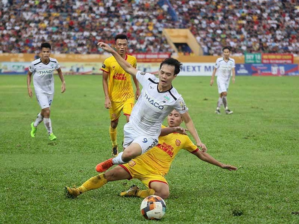 Trận Nam Định - HA Gia Lai lại diễn ra trong hoàn cảnh đặc biệt - 2 Trận Nam Định - HA Gia Lai lại diễn ra trong hoàn cảnh đặc biệt - 2
