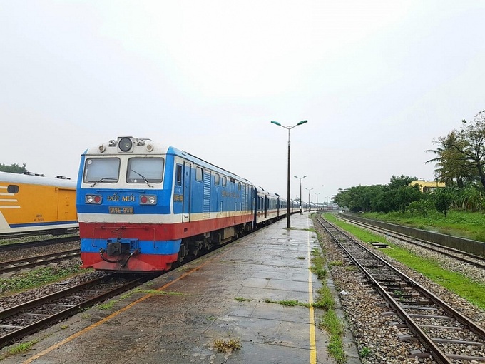 0h ngày 18/3, gỡ phong tỏa đường sắt Hà Nội - Hải Phòng đoạn qua Hải Dương - Ảnh 1.