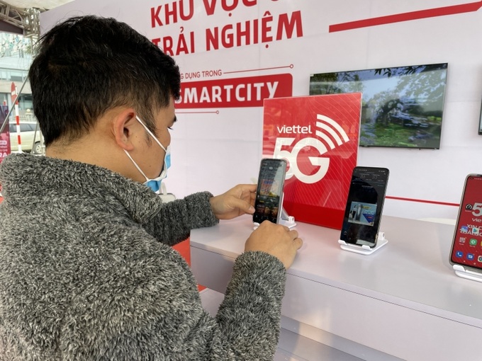 Khách hàng trải nghiệm mạng 5G Viettel