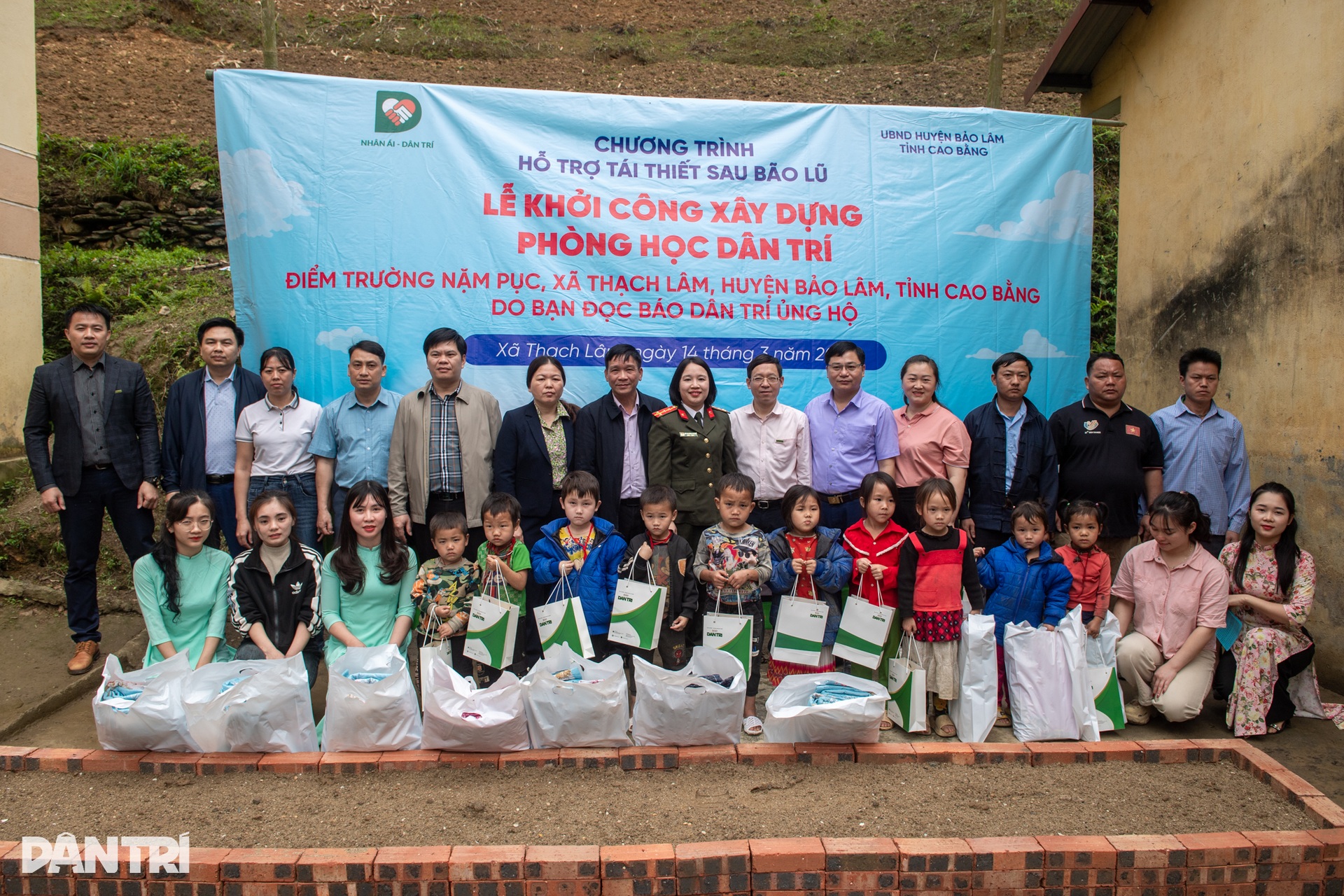 Khởi công điểm trường Nặm Pục, thắp sáng tương lai trẻ em vùng cao - 14 Khởi công điểm trường Nặm Pục, thắp sáng tương lai trẻ em vùng cao - 14