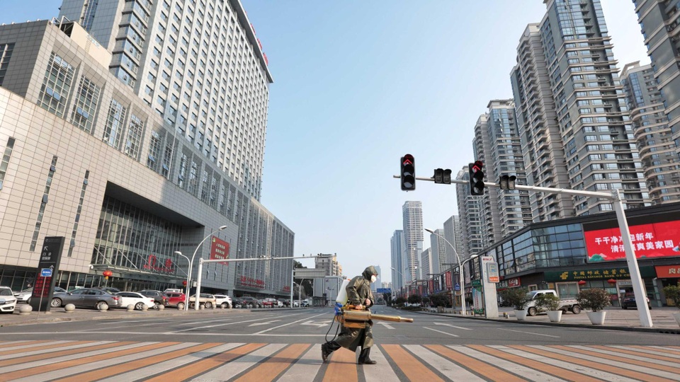 Cuộc đời vô tình thay đổi nhờ đi nhầm tới Vũ Hán - 2 Cuộc đời vô tình thay đổi nhờ đi nhầm tới Vũ Hán - 2