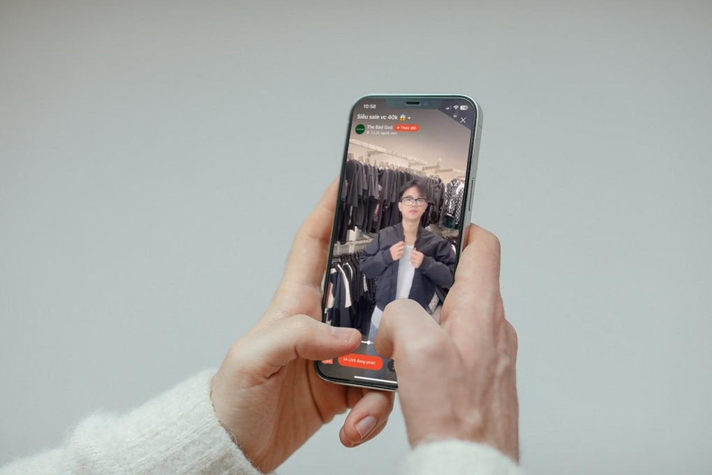 Nhiều thương hiệu đẩy mạnh livestream trên Shopee nhằm gia tăng doanh số bán hàng - 2 Nhiều thương hiệu đẩy mạnh livestream trên Shopee nhằm gia tăng doanh số bán hàng - 2
