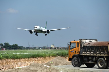 "Hà Nội không cần có sân bay thứ 2 để phục vụ "nhà giàu"" (?)