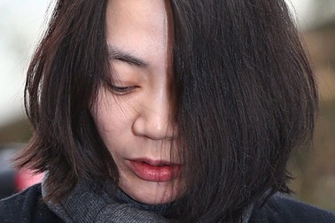 Con gái Chủ tịch Korean Air ngồi tù một năm vì gây gián đoạn chuyến bay