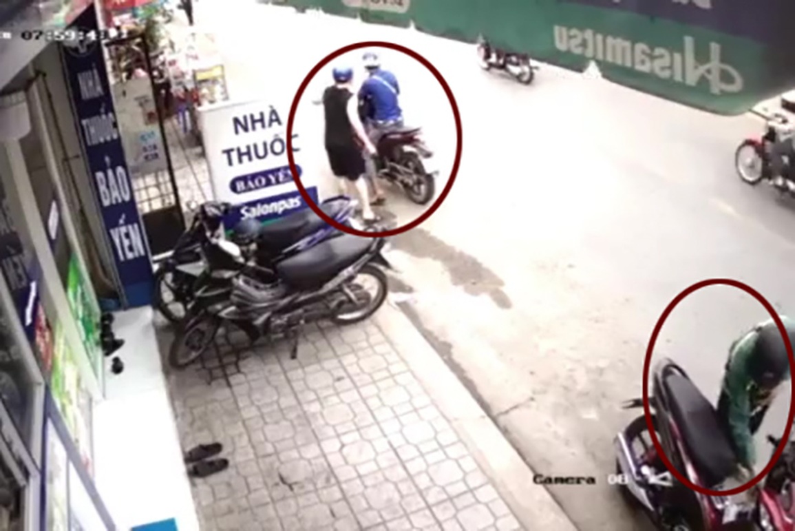 Sinh viên tốt bụng nhiệt tình chỉ đường, gặp đúng nhóm dàn cảnh trộm xe - 2 Sinh viên tốt bụng nhiệt tình chỉ đường, gặp đúng nhóm dàn cảnh trộm xe - 2